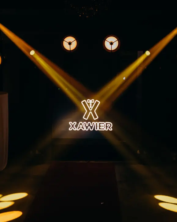 Stanowisko Xawier gotowe przed wejściem gości